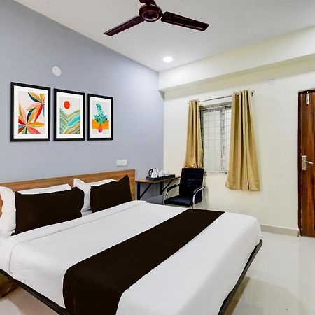 Super Townhouse Kukatpally North Formerly Munagala Arcade Hyderabad Exterior photo